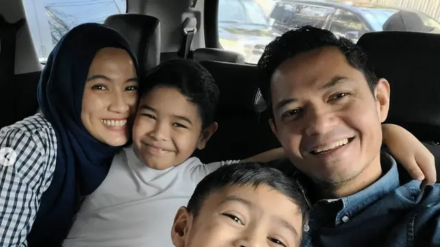 Potret saat Alyssa Soebandono dan Dude Harlino Menjemput Anak Sekolah (Instagram/@ichasoebandono dan Instagram/@dude2harlino)