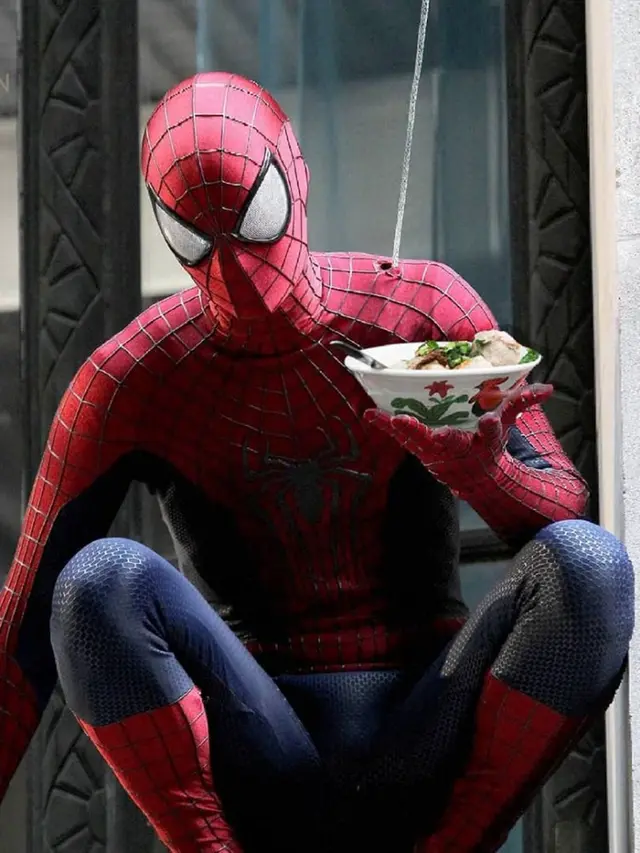 6 Potret Spider-Man Jika Tinggal di Indonesia Ini Bikin Ngakak