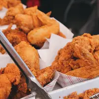 Ilustrasi ayam goreng. (dok. Pixabay.com/Free-Photos)