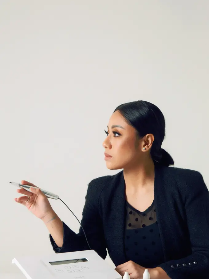 Mengajak Perempuan Indonesia untuk Tetap Produktif Selama Pandemi, Anggie Rassly Meluncurkan Program Online Class.