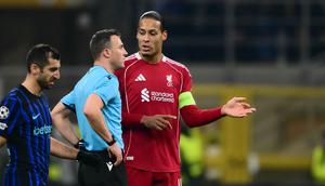 Virgil Van Dijk usai laga Liverpool kontra Inter Milan di ajang Liga Champions. (Marco BERTORELLO / AFP)