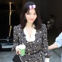 Shin Min Ah (Instagram/ ament_official)