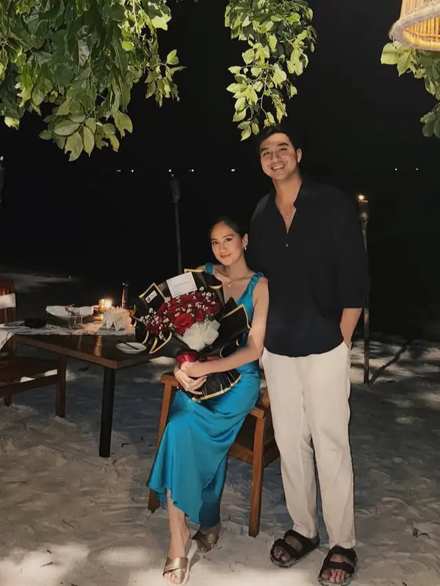 Salshabilla Adriani dan Ibrahim Risyad saat Rayakan Wedding Anniversary. [@salshabillaadr]
