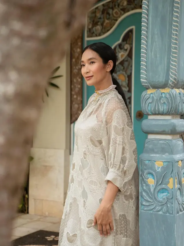 Potret Happy Salma (Sumber: Instagram/@happysalma)