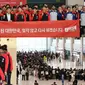 Timnas Korea Selatan pulang dan terlihat mendarat dengan selamat di bandara internasional Incheon pada Rabu, (7/12/22) pukul 16.30 waktu setempat, usai kalah melawan Brasil dengan skor 4-1 di babak 16 besar Piala Dunia 2022. (source: Yonhap News)