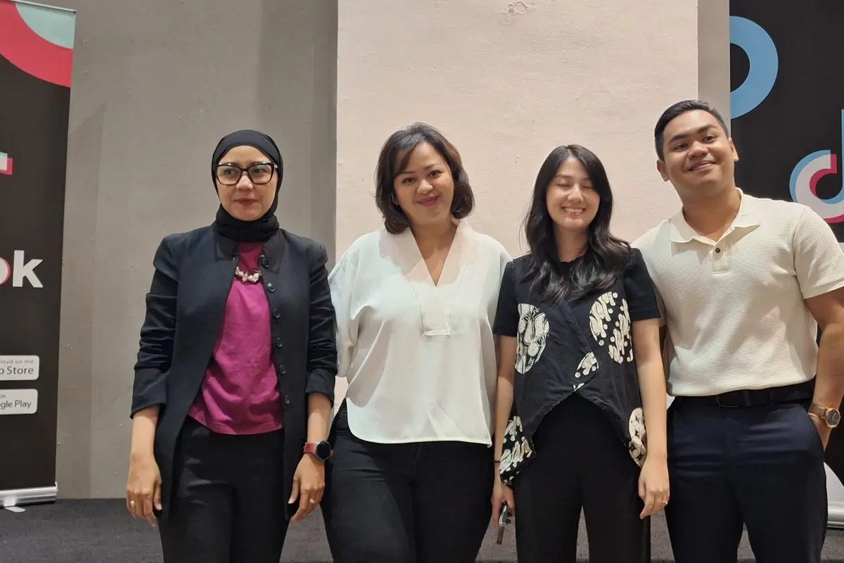 TikTok Tak Cuma Media Hiburan, Platform Ini Siap Melawan Hoaks! (Fimela/Virlia Sakina Ramada)