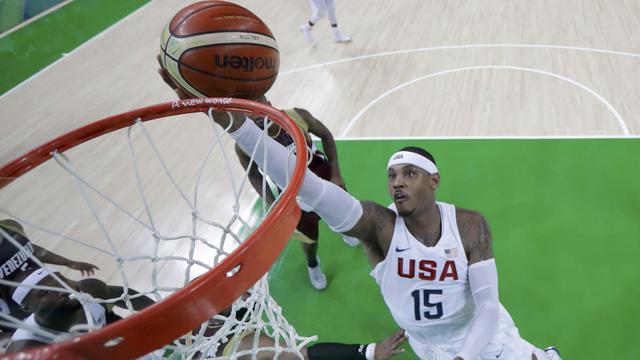 Carmelo Anthony Lewati Poin Jordan