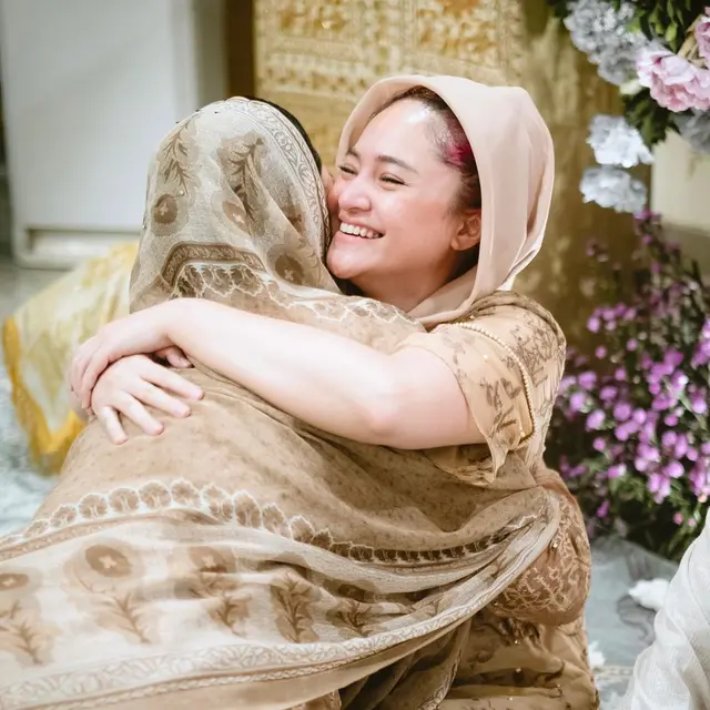 Alyssa Ramadhani, adik Marshanda, melangsungkan pengajian jelang menikah (Foto: Instagram @marshanda99)