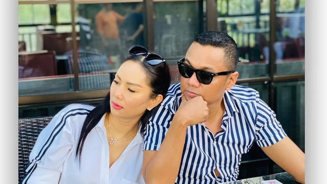 Kalina Ocktaranny Hapus Foto Suami dari Instagram, Ini 7 Potret Mesra Keduanya