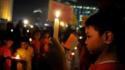[FOTO] Ratusan Pendukung Jokowi Gelar Syukuran di Bundaran HI