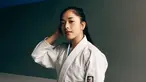 Michelle Wanda, pemeran Dita di Layangan Putus memiliki hobi bela diri. Ia memilih bela diri jiujitsu. Saat Michelle Wanda memakai seragam bela diri jiujitsu warna putih, ia terlihat kian memesona. (Liputan6.com/IG/@michellewanda)