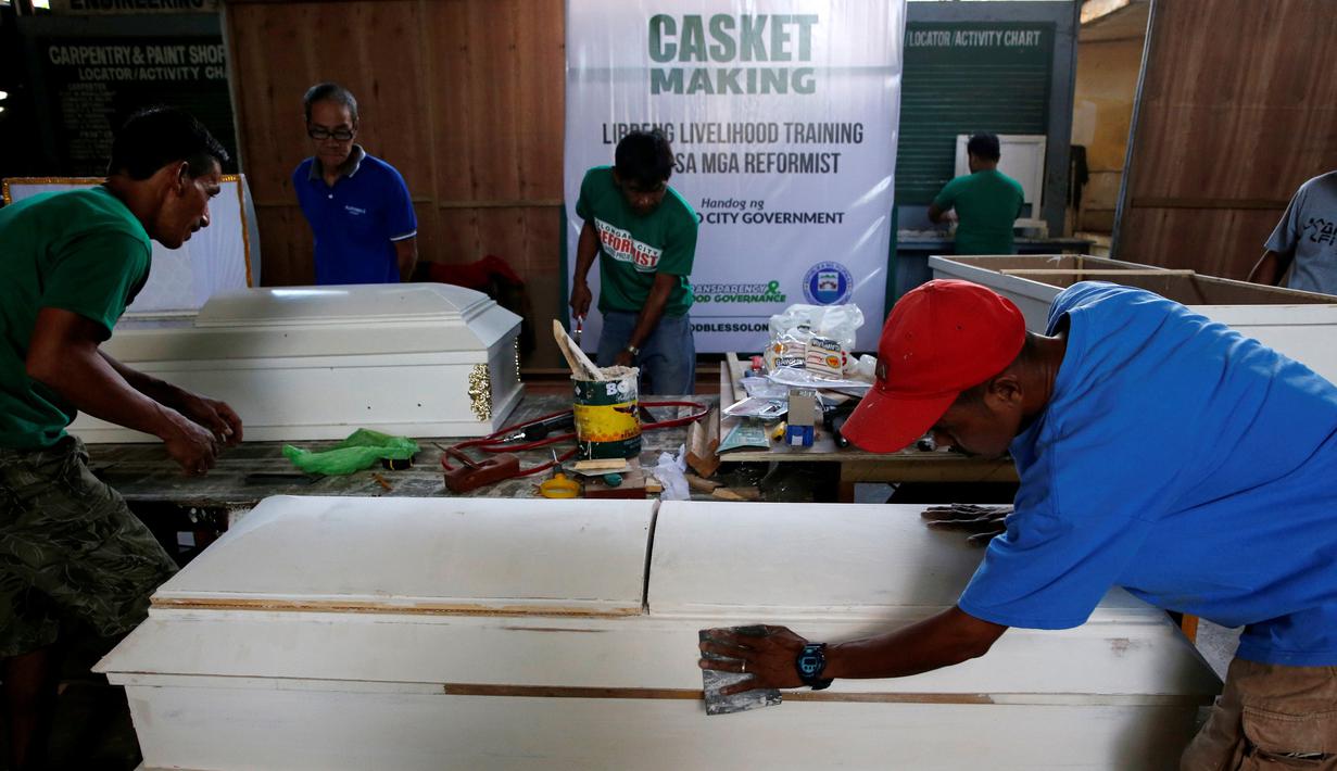 Kapok Mantan Pengguna Narkoba  Jadi Pembuat Peti Mati di 