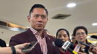 Menteri Koordinator Bidang Infrastruktur dan Pembangunan Kewilayahan, Agus Harimurti Yudhoyono (AHY) saat ditemui usai menghadiri acara Perayaan Natal Bersama Kemenko Infra, di Jakarta, Jumat (17/1/2025). (Liputan6.com/Tira)