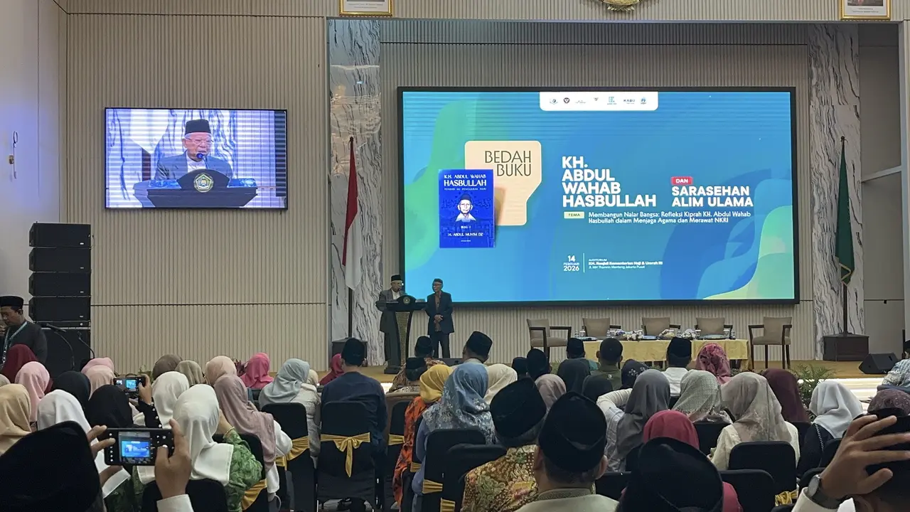 Wakil Presiden (Wapres) RI ke-13 Ma’ruf Amin di Auditorium KH M Rasjidi, Kementerian Haji dan Umrah RI, Jakarta Pusat, Sabtu (14/2/2026).