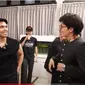 Jelang Pernikahan, Atta Halilintar Beri Nasihat ke Thariq Halilintar Saat Fitting Baju. foto: Youtube AH