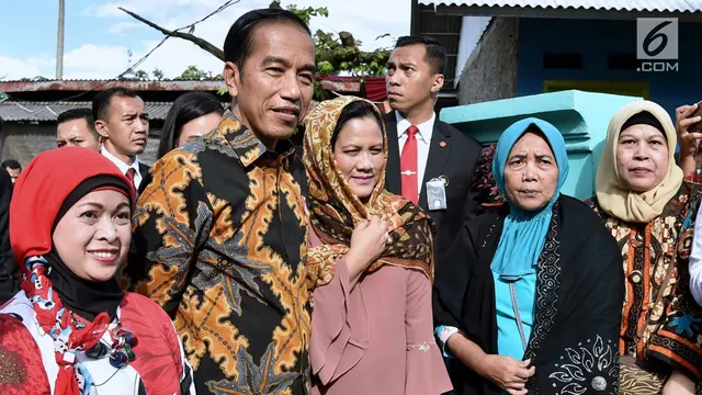 Susuri Gang Sempit, Jokowi Hadiri Pernikahan Anak Mantan Sopir Pribadinya