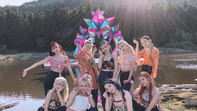 9 Biodata Member Twice dan Fakta Menariknya, Once Wajib ...