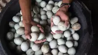 Di Balik Gurihnya Telur Asin, Ternyata Ada Fakta Penting