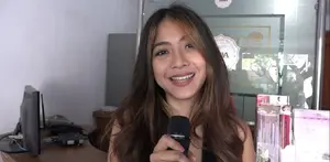 Awal Juni mendatang Nadia Vega dan Jorik Dozy akan melangsungkan pernikahan. Untuk soal anak Nadia tak mau buru-buru.