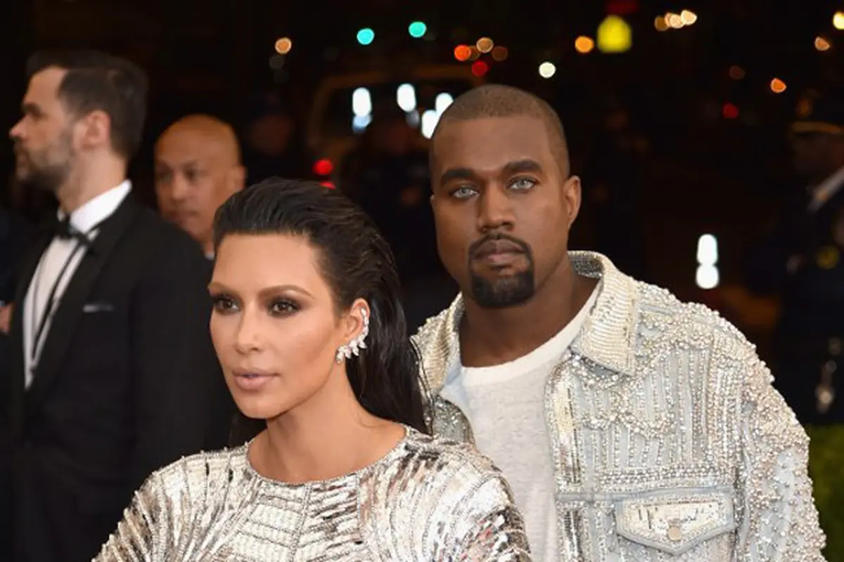 [Bintang] Kim Kardashian - Kanye West