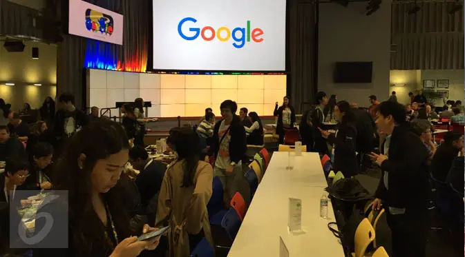 Suasana salah satu kantin terbesar Google di Googleplex, Mountain View, Palo Alto, California. Liputan6.com/Jeko Iqbal Reza