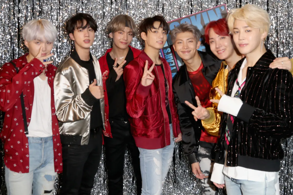 [Bintang] Cetak Rekor, MV Fake Love BTS Tembus 250 Juta Penonton