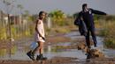 Sementara kasus-kasus yang tercatat di Zimbabwe dan sedikitnya 12 negara Afrika lainnya membuat para pejabat bersiaga. (AP Photo/Themba Hadebe)