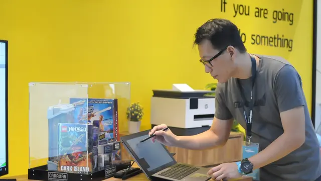 [Fimela] HP untuk Bisnis