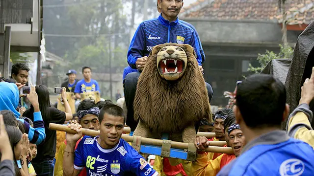 Pelatih Persib Bandung Djadjang Nurjaman