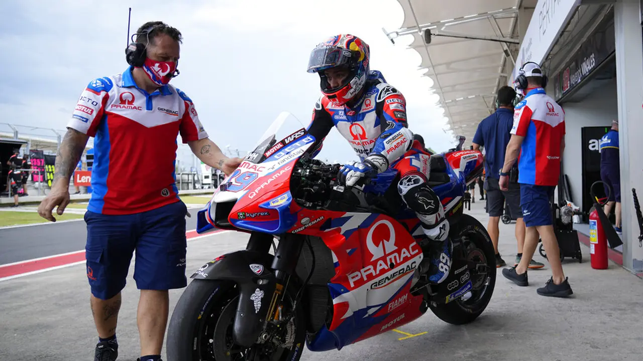 FOTO: Pembalap MotoGP Jalani Sesi Latihan Bebas Pertama di Sirkuit Mandalika