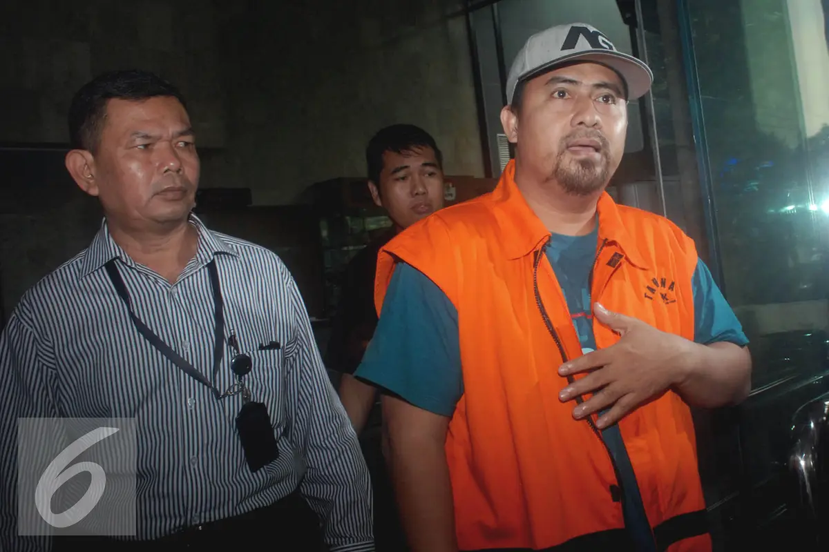 20160629- Kakak dan Pengacara Saipul Jamil-Jakarta- Helmi Afandi