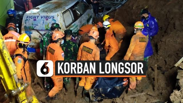 Tim SAR gabungan kembali berhasil mengevakuasi korban tewas  yang tertimbun material longsor di desa Cihanjuang, Sumedang. Total  yang ditemukan hingga Selasa (12/1) berjumlah 15 jenazah.