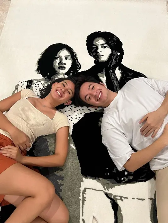 <p>Angga Yunanda dan Shenina Cinnamon [Instagram/sheninacinnamon]</p>