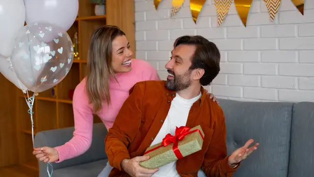 Ilustrasi pacar berulang tahun