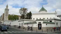 Masjid di ibu kota Prancis, Grande Mosquée de Paris yang menjadi saksi sejarah (LPLT / Wikimedia Commons)