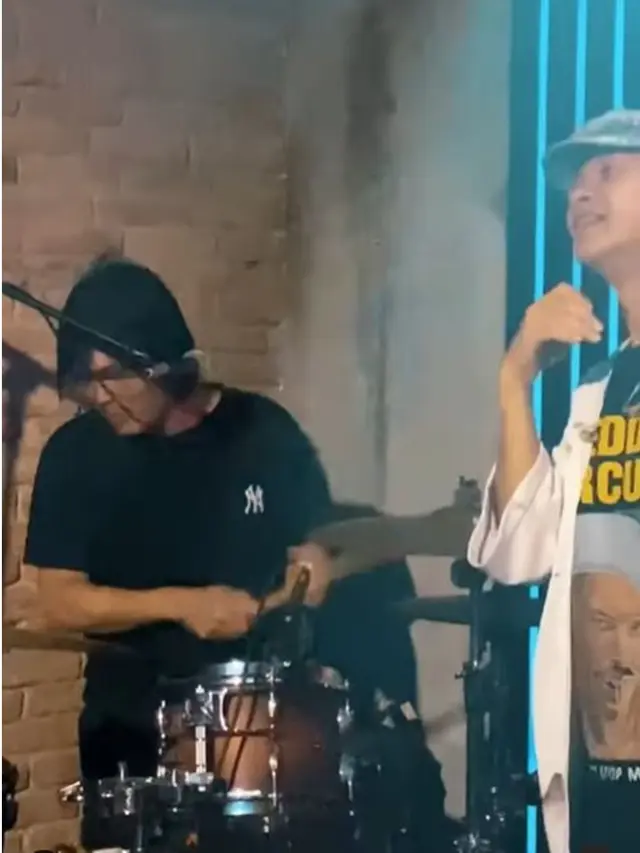 Alih-Alih Bernyanyi, Ini 6 Momen Once Mekel Pilih Main Drum saat Lagu Dewa 19
