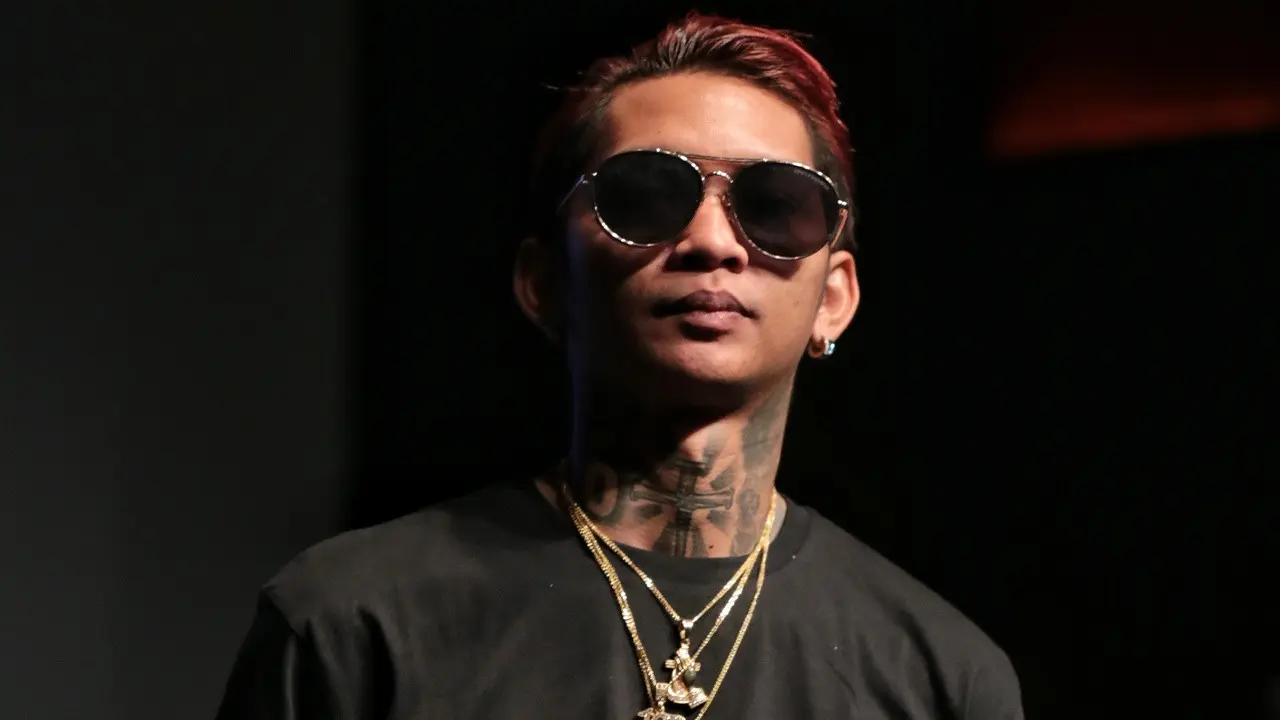 [Bintang] Young Lex