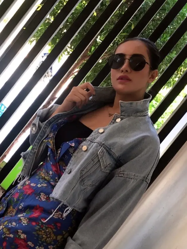 Pernah Jadi Istri Siri Jendral, Ini 6 Potret Terbaru Shinta Bachir yang Lepas Hijab