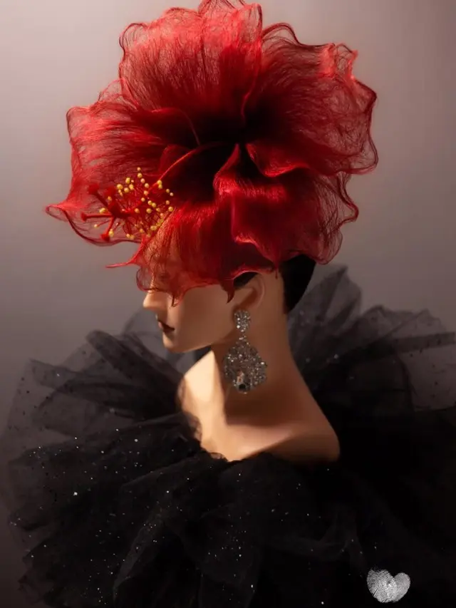 Pria Ini Buat Style Rambut Berbentuk Bunga, 6 Hasilnya Mengagumkan