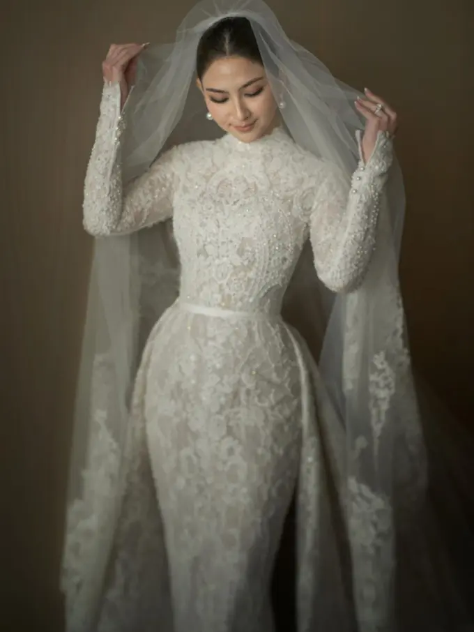 6 Inspirasi Gaun Pengantin Tertutup ala Seleb, dari Jessica Mila hingga Maia Estianty