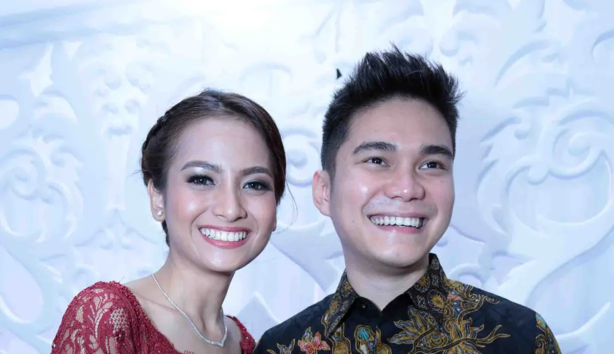 Ibu dari Acha, Rita Emza Sagitta merasa bahwa Vicky adalah laki-laki yang baik dan sangat bertanggung jawab, Rita pun yakin lelaki itu ideal untuk putri kesayangannya. (Deki Prayoga/Bintang.com)