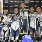 Valentino Rossi bersama kelima pembalap Asia yang menjadi peserta Master Camp di VR46 Academy. (Crash)