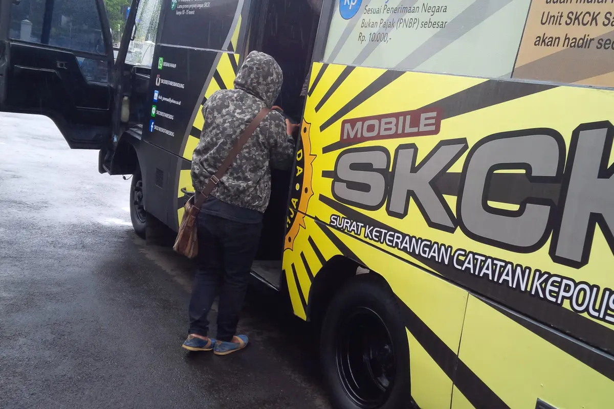 Mobil SKCK Keliling Mengaspal Perdana di Bandung