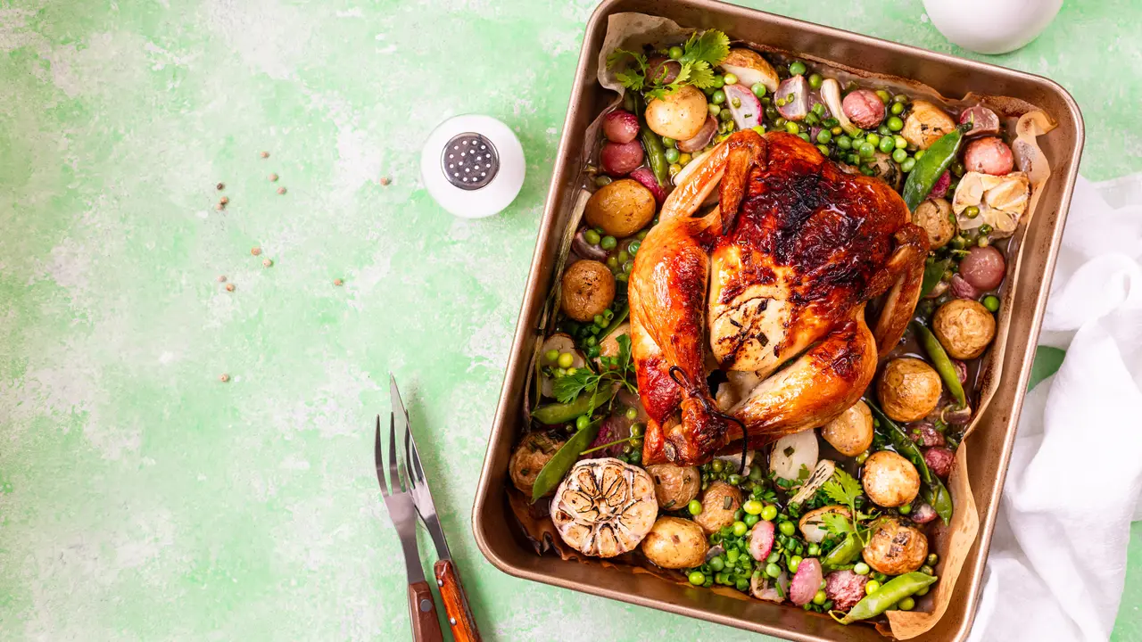 Resep Herb Roasted Chicken dengan Sayuran Ala Resto