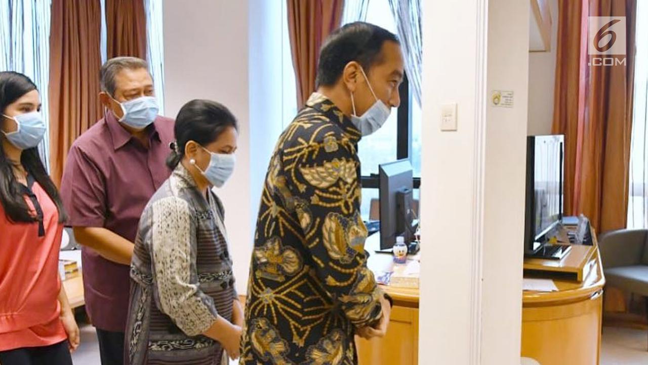 Jokowi dan Iriana Jenguk Ani Yudhoyono di Singapura