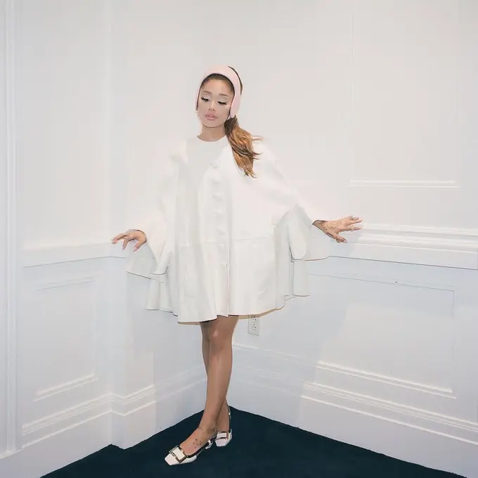 Profil dan Fakta Menarik Ariana Grande yang Jadi Pemeran Utama di Film \'WICKED\'. (instagram/arianagrande)