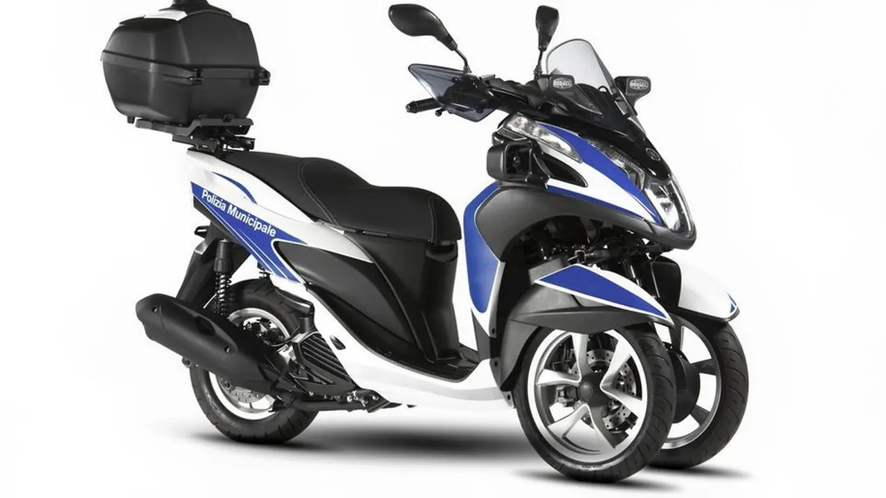 Yamaha Tricity 125 Police