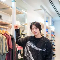 Melihat gaya busana Ahn Hyo Seop di opening Lacoste Flagship Store Grand Indonesia (Lacoste)