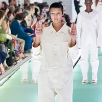 Pasca protes di Milan Fashion Week, model Gucci akan sumbangkan bayarannya (Foto: instagram/ayeshatanbones)