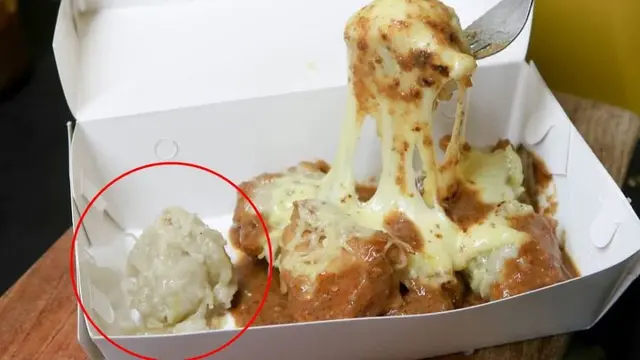 Apes Banget, 6 Momen Mengesalkan Pas Beli Makanan
